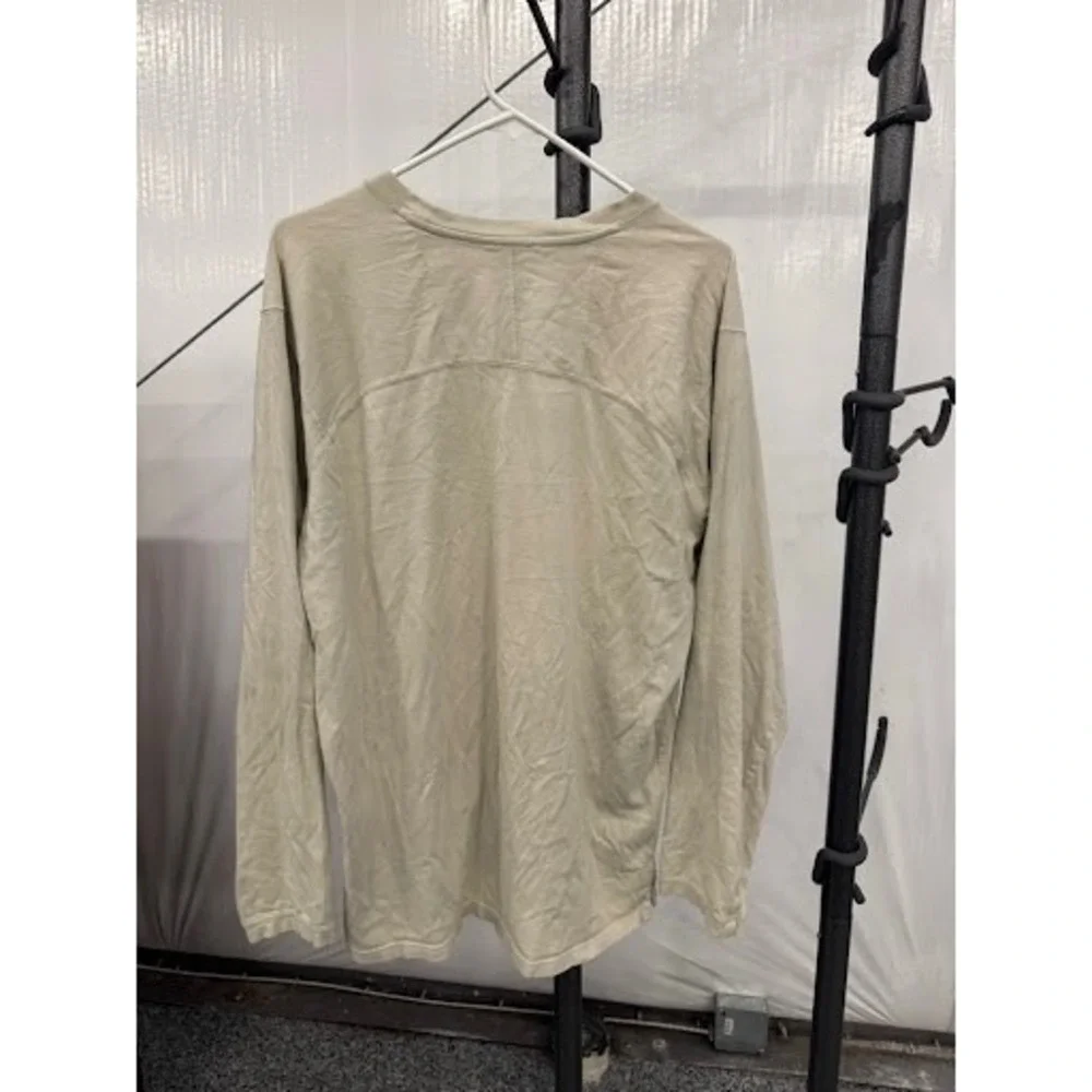 The North Face Mens Long Sleeve Shirt Large Tan Khaki Hiking Active Distressed